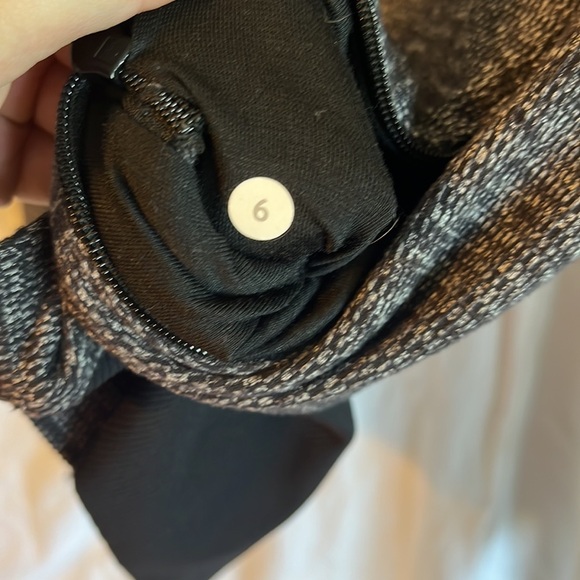 Lululemon Runderful 1/2 zip Black Heathered Slim Fit Running Jacket - Picture 10 of 12